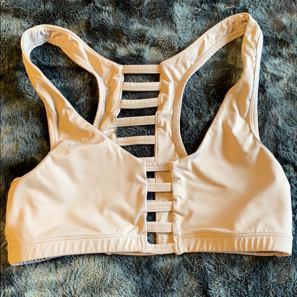 VS Pink ultimate sports bra